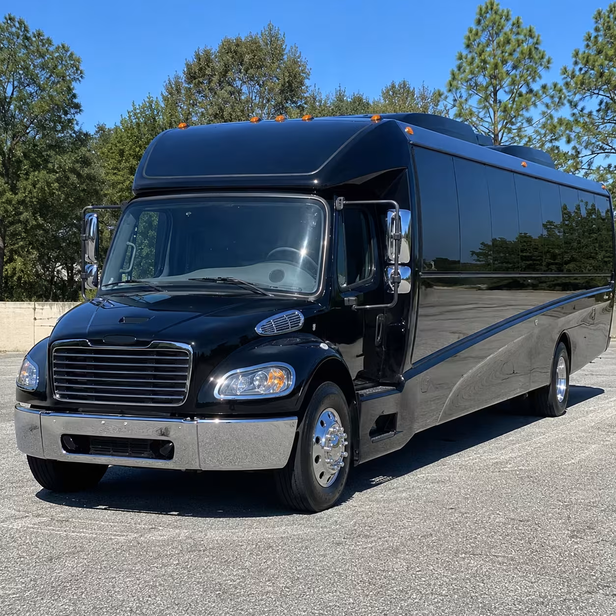 chula vista 15 passenger minibus rental