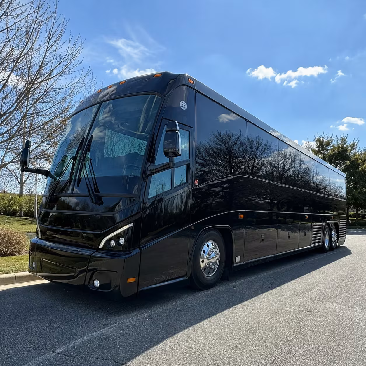 early morning and late night airport bus rentals in chula vista